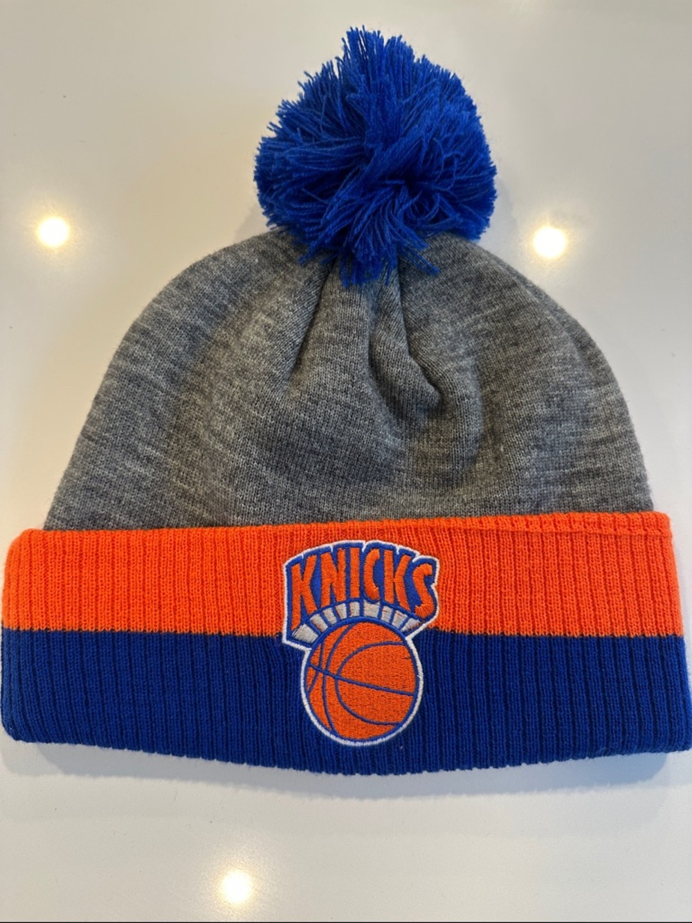 Mitchell & Ness New York Knicks NBA Cuffed Knit Beanie Pom Pom Hat NEW